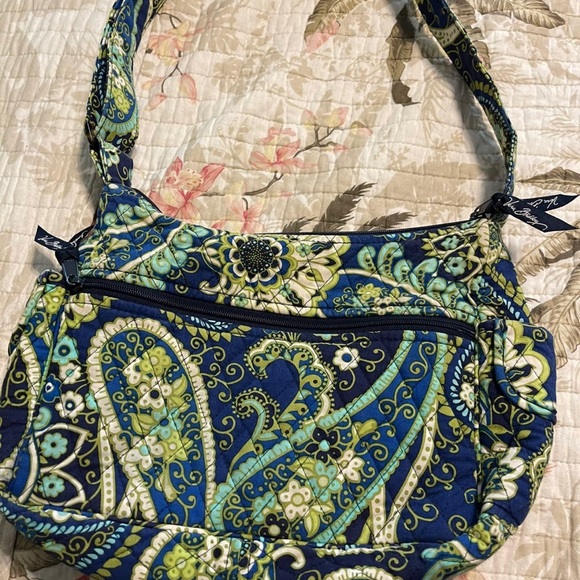 Vera Bradley Handbags - Vera Bradley Crossbody